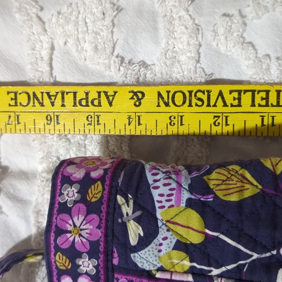 Vera Bradley Floral Quilted Women's Overnight Tote/Carry On Bag - Picture 13 of 16